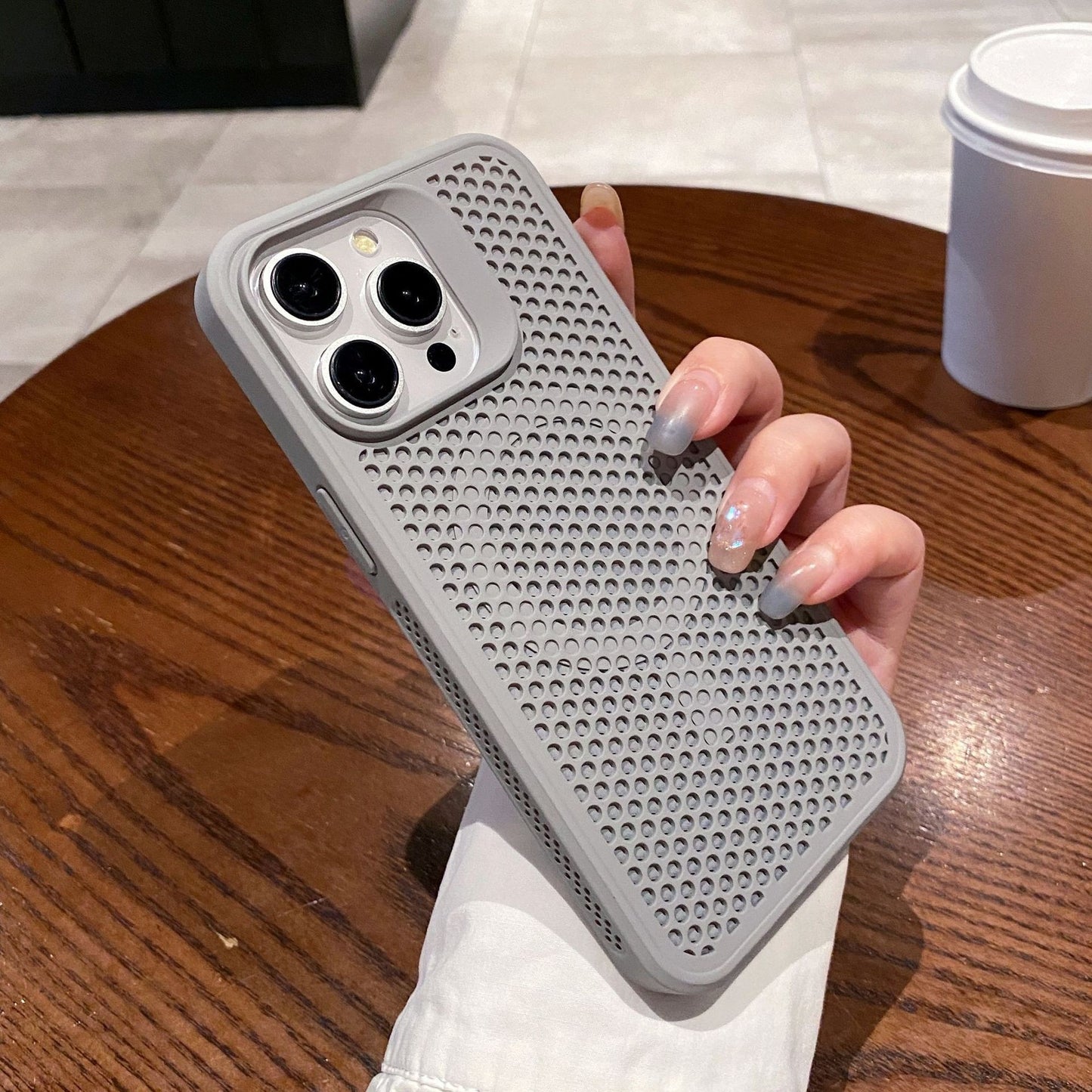 Phone Case Breathable Honeycomb Heat Dissipation